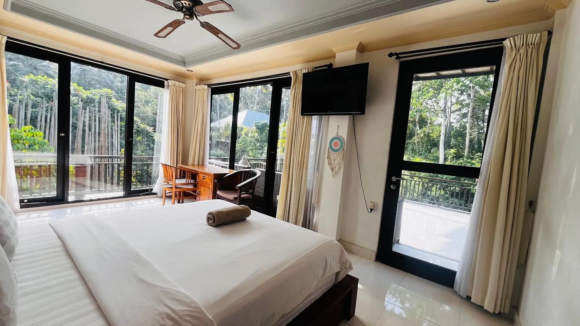 Nadiya Jungle Ubud Home 印尼